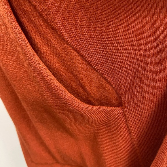 Cyrus 2X Rust hooded Sleeveless Cardigan w side pockets $55 - Picture 2 of 5